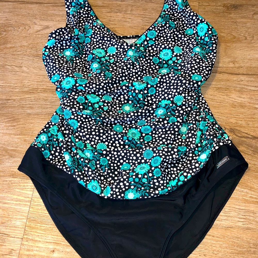 NWOT Lascana swimsuit